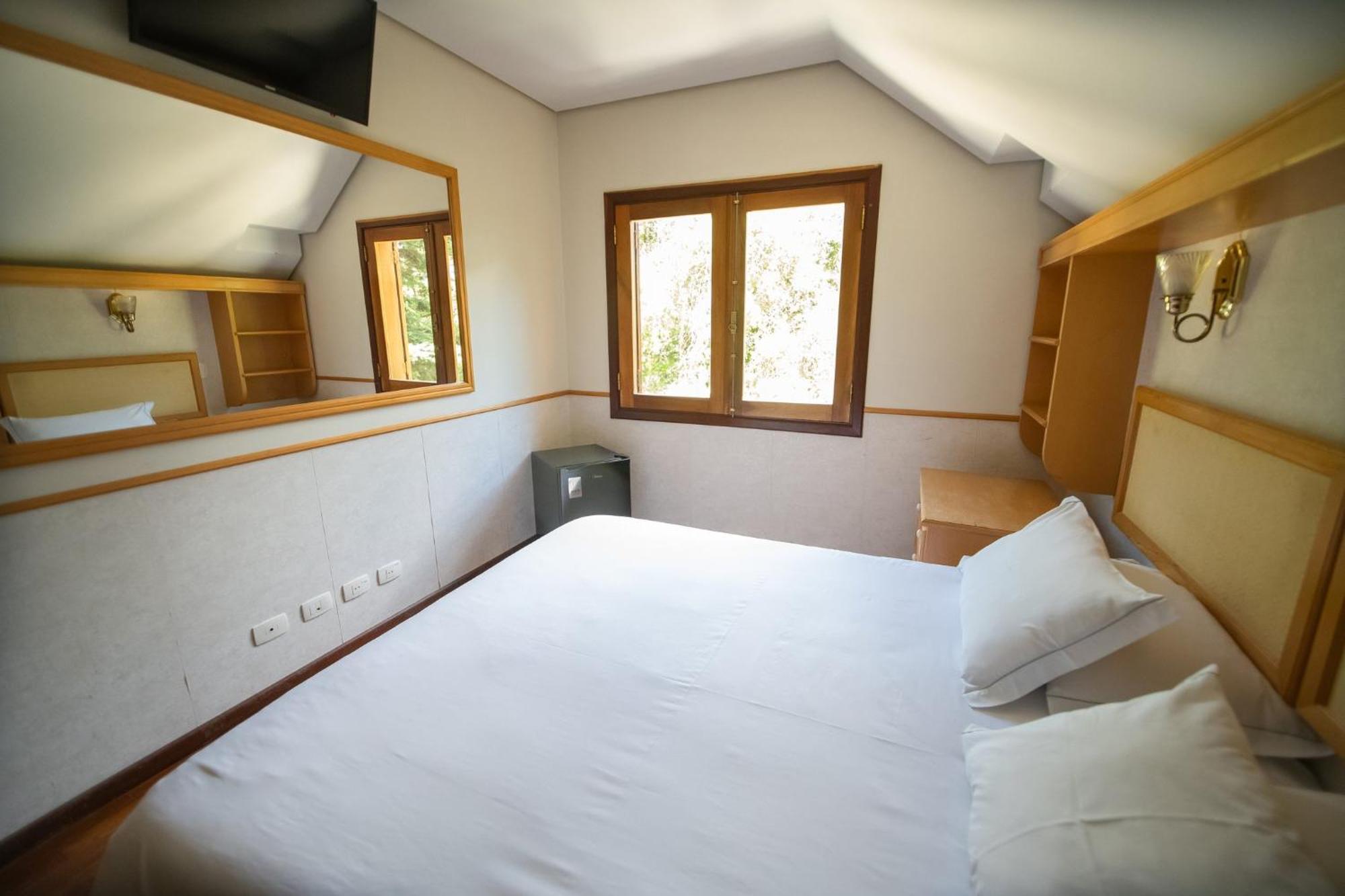 Araucaria Lodge Кампус-ду-Жордау Экстерьер фото